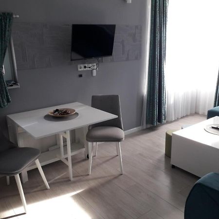Nest Apartment Яхорина Экстерьер фото